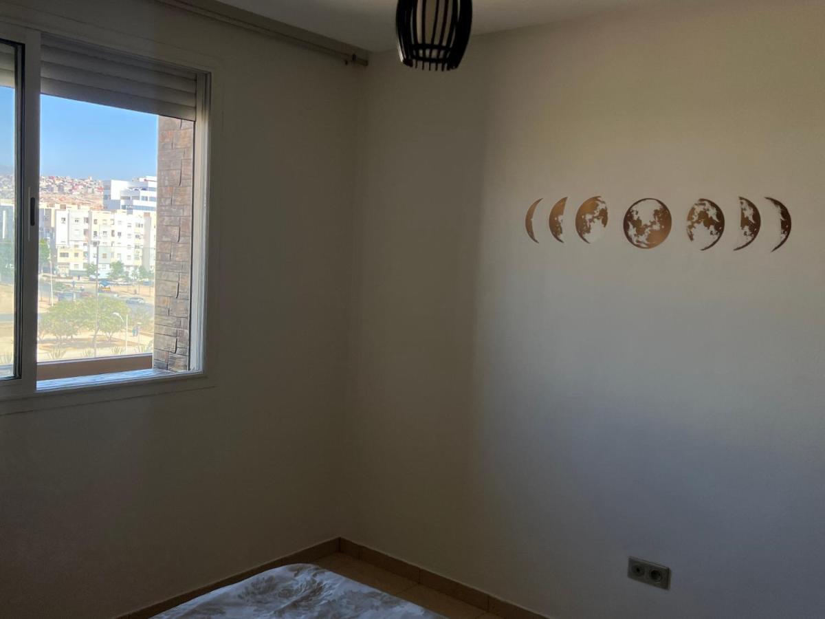 Little With Swimming Pool Appartement